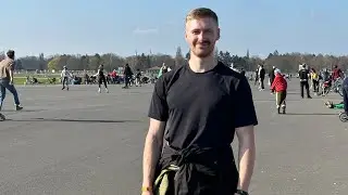 Fred reviews Berghain