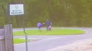Man attempts to kidnap 11-year-old Florida girl at bus stop, deputies say