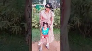 KGF Star Yash with family #kgf #kgfchapter2 #kgf2 #yash #ytshorts #bollywood #bollywoodsongs