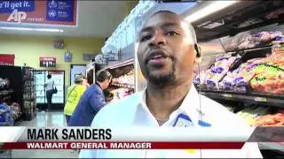 Wal-mart Opens First Express Store in Chicago