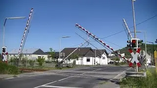 Spoorwegovergang Kruft (D) // Railroad crossing // Bahn&uuml;bergang