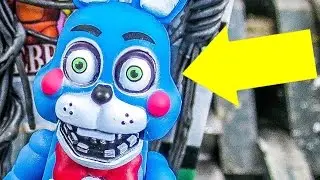 Shredding Five Nights at Freddy's FNAF Bonnie! McFarlane Toys Bonnie Left Air Vent Destruction
