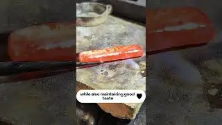 Маленькое кольцо ручной работы в форме полукруга #bestring #jewellery #diamond #jewellerydesign #...