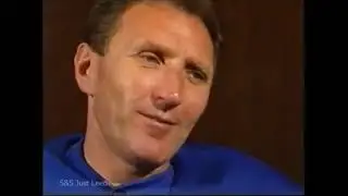 Leeds United movie archive -  Howard Wilkinson discusses the qualities of John McClelland in 1990