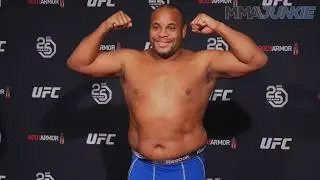 UFC 230: Daniel Cormier official weigh in