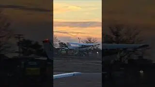 Cessna 172 Takeoff #planespotting #plane #plen #airplane #avgeek #aviation #cessna #c172 #cessna172