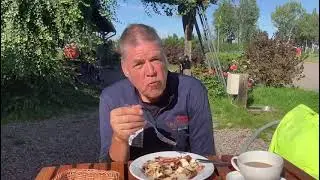 DAG 41 Evert en Frenk over een gevaarlijke weg..met een klim in Polen.
