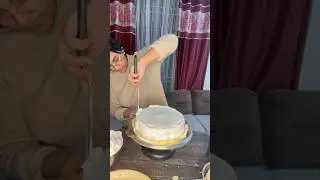 3 tier cake