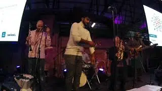 Ernie Tollar sax solo w Moneka Arabic Jazz