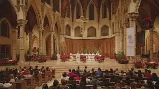 Chicagoans gather for Midnight Mass at Holy Name Cathedral