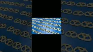 Pretzel Extruder with Cutter