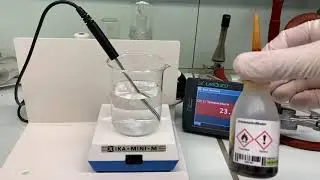 Experiment: L&ouml;sen von Natriumhydroxid in Wasser
