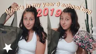 what&rsquo;s in my school bag 2019
