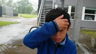 J&oacute;n Ryan rain