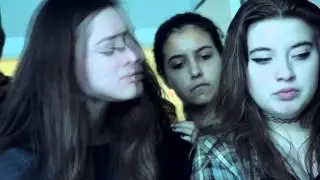 VACANCY TRAILER 2015