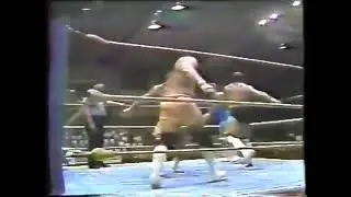 WWC: Rex King & Ricky Santana vs The Heart Breaker Apolo & Adonis 1991 