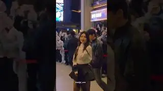 Joy walking before the fans🥺 #kpop #redvelvet #joy #reveluv #fans #sm #shorts #tiktok