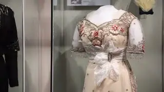 What did the First Lady wear to a 1913 inaugural ball?