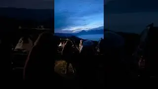 Где-то на Кавказе 🎵 сделали музыкально танцевальную остановку по пути! #кавказ #beejees #танцы #70х