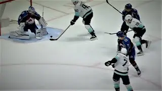 Marcus Johansson Answers With This Redirection In Front Of Francouz