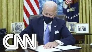 Biden assina primeiros decretos no Sal&atilde;o Oval e diz que recebeu carta de Trump | CNN PRIME TIME