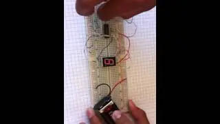 Contador binario con display.