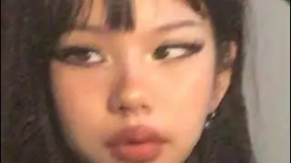 EXAGGERATED LONG EYES
