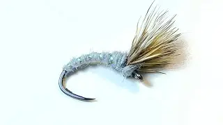 Blue Dun Deer Hair Emerger. #flytying #flyfishing #dryfly #emerger #troutfishing #grayling #troutfly