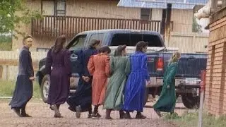 Полигамные семьи выселяются из своих домов в Аризоне