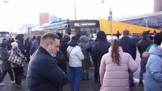 Штурм автобуса №911 до аэропорта Внуково у метро 