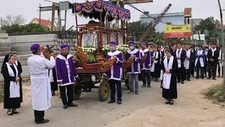 Hình Ảnh Tiễn Đưa Nữ Tu Gaêtano Dòng Mân Côi Giáo Phận Bùi Chu Ra Nơi An Nghỉ Đất Thánh Hội Dòng 