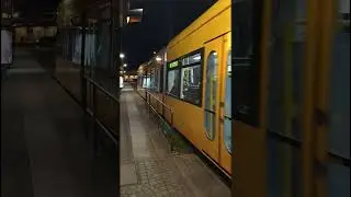 Linie 9 nach Prohlis, Ausfahrt in DD Anton -/ Leipziger Stra&szlig;e #tram #tramspotting #dvb