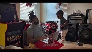 daddy asked could he borrow $2 until tomorrow. Maj: Just wait til tomorrow then🤣😂 #fyp #foryou