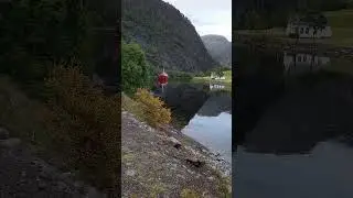 Sandvoll gjennom Mostraumen
