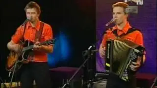 Ansambel Golte - Kmetije ne prodamo