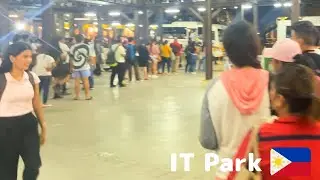 Crazy long queues at the bus stop! | Walking in CEBU IT park at night