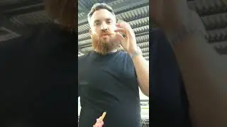 Saludos Pete Dunne, Trent Seven y Tyler Bate (Mustache Mountain) (NXT)