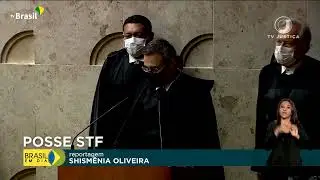 Andr&eacute; Mendon&ccedil;a toma posse como ministro do STF