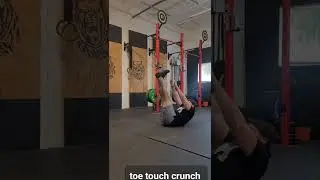 toe touch crunch