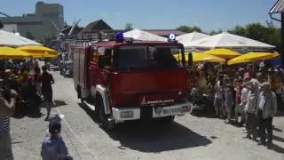 Staudenfestival A81: Traktoren- & Oldtimerparade bei sch&ouml;nstem Wetter