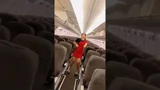 Viral Video SpiceJet Air Hostess Dances to Kacha Badam Song in Empty Flight