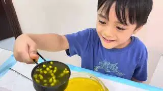 Dancing popcorn experiment #scienceexperiment #ryansworld 