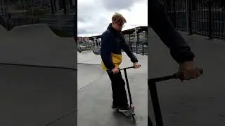 Моим фейлам посвящается #dipl #scoot #scooter #самокат #скут #скутер #scootertricks #трюкинасамокате