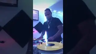#beatjuggling #dj #pioneer #pioneerdj #technics1200 #seratodj #traktordj #scratching #scratch