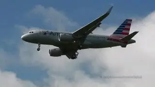 First American Airlines Airbus A319 with Sharklets N8001N landing with RAT at Hamburg Finkenweder