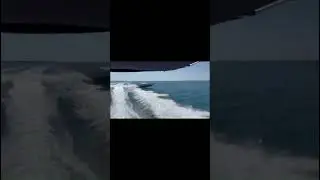 Tullio Abbate Offshore Power Boat crossing the wave trail Short #boat