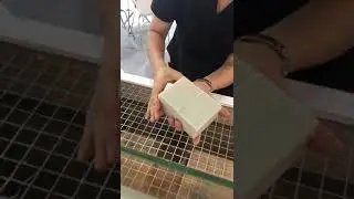 Two component water-base spray adhesive Demo
