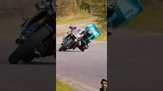 Yamaha R1 🫶🏻❤️&zwj;🔥😱💣#r1 #youtubeshorts #trending #youtube #trendingshorts #subscribe #shorts
