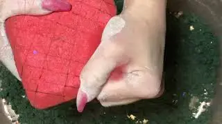 Fake grid with pigment