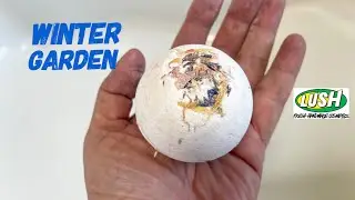 Lush Cosmetics&rsquo;Winter Garden&rsquo; Christmas 2020 bath bomb demo